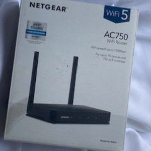 NETGEAR AC750 Wifi Router
